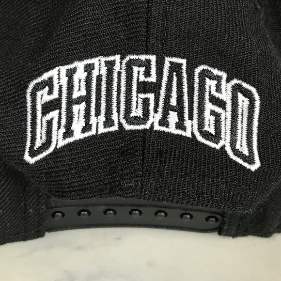 New Era 9Fifty NBA Chicago Bulls Black & Gray Adjustable SnapBack Hat & Cap - Picture 7 of 11